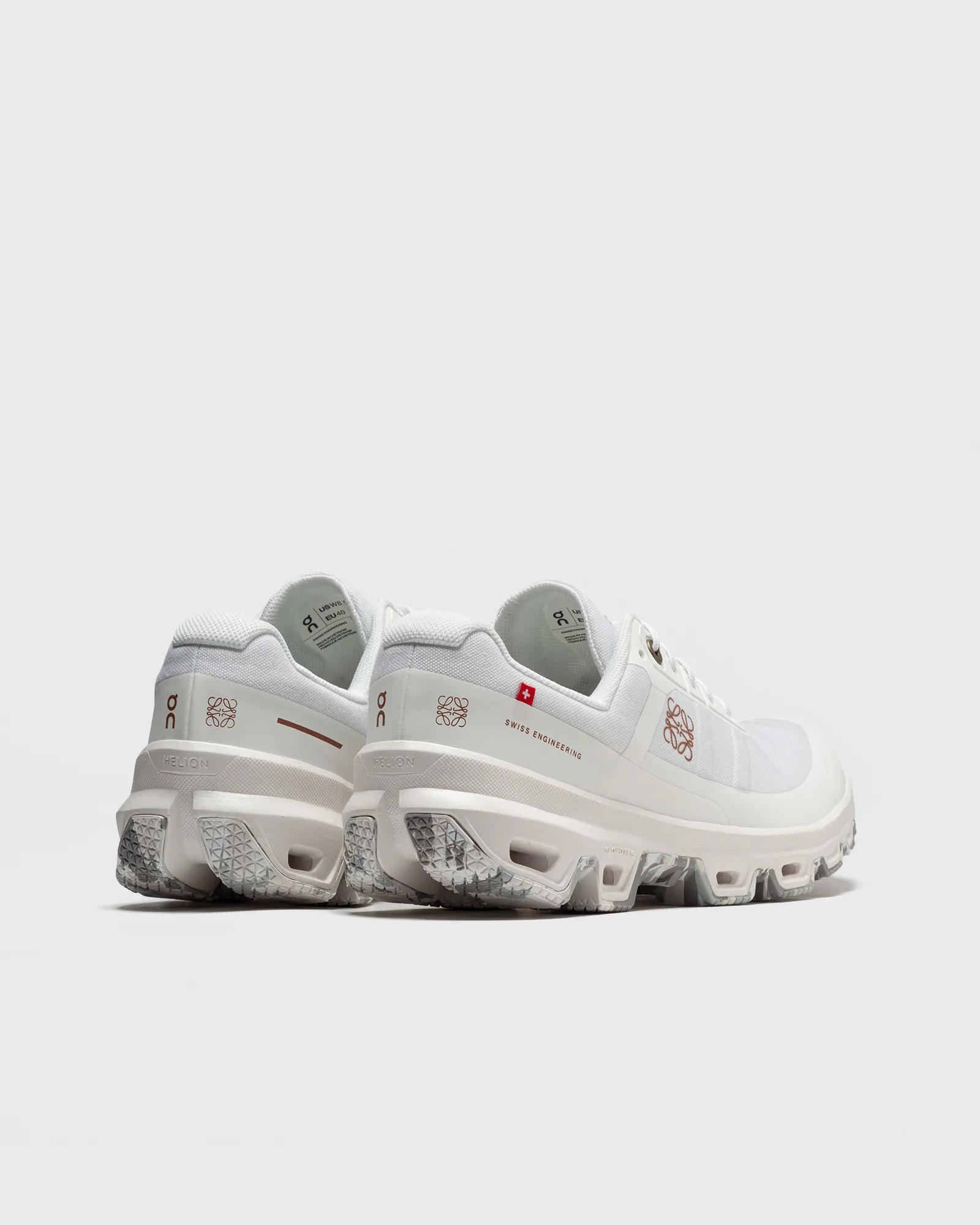 X LOEWE WMNS Cloudventure 5 X LOEWE WMNS Cloudventure