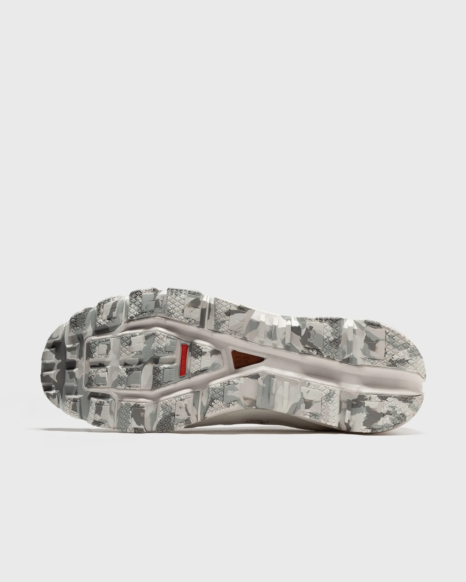 x LOEWE CLOUDVENTURE