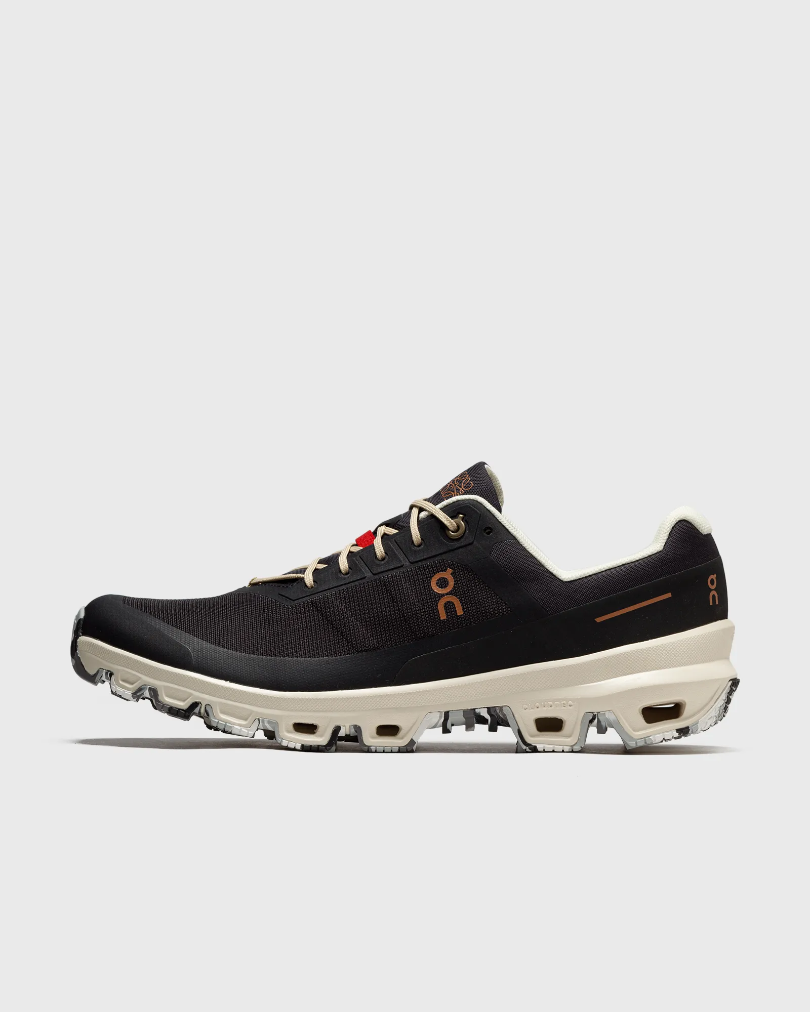 x LOEWE CLOUDVENTURE
