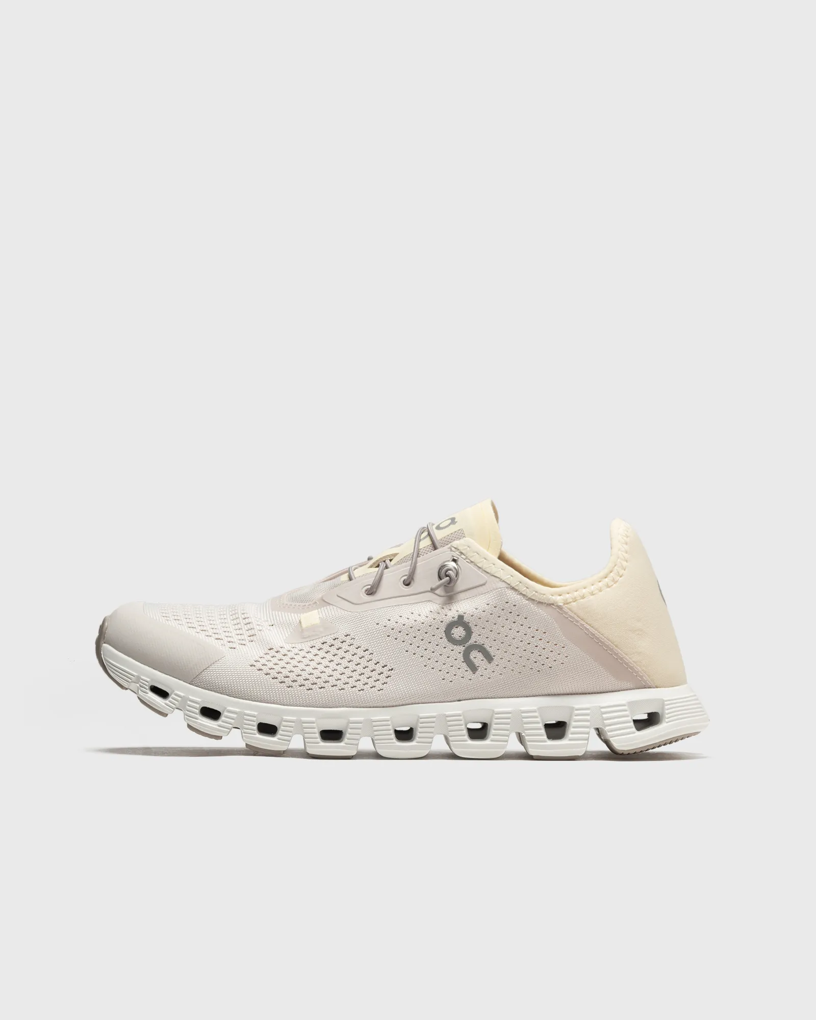 WMNS Cloud 5 Coast