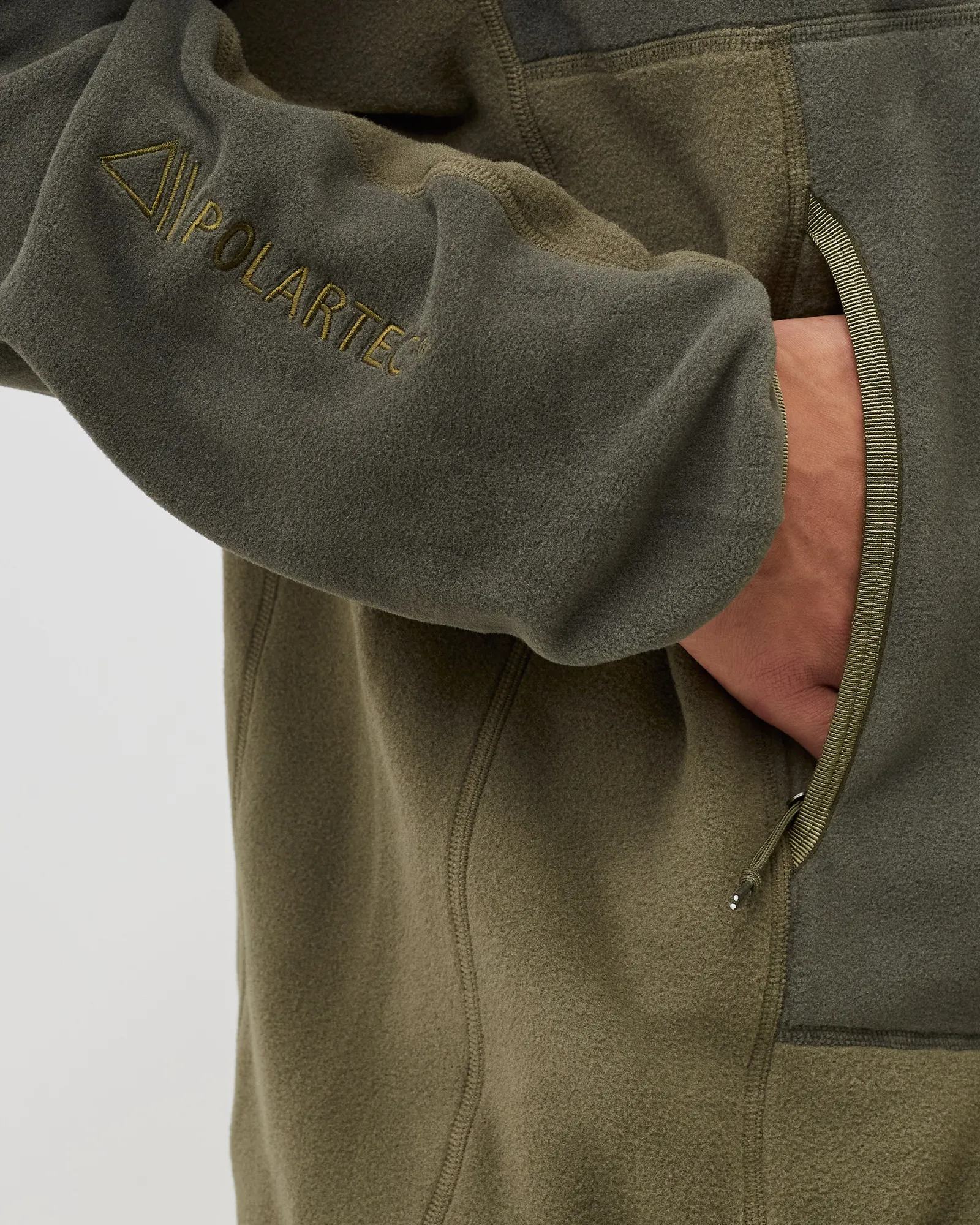 ACG Polartec "Wolf Tree" Hoodie 4 ACG Polartec "Wolf Tree" Hoodie