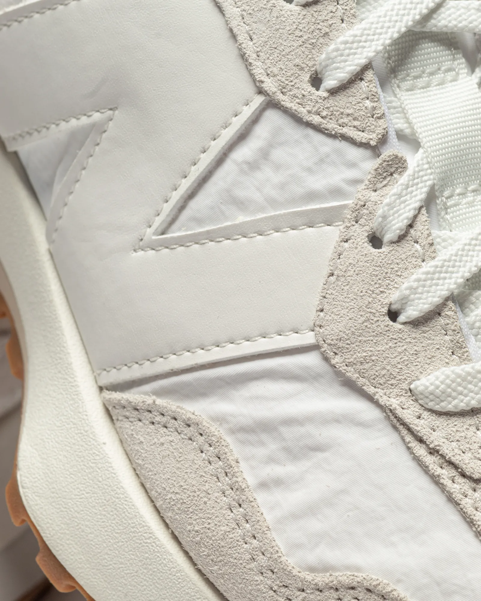 WMNS 327 TD 6 WMNS 327 TD