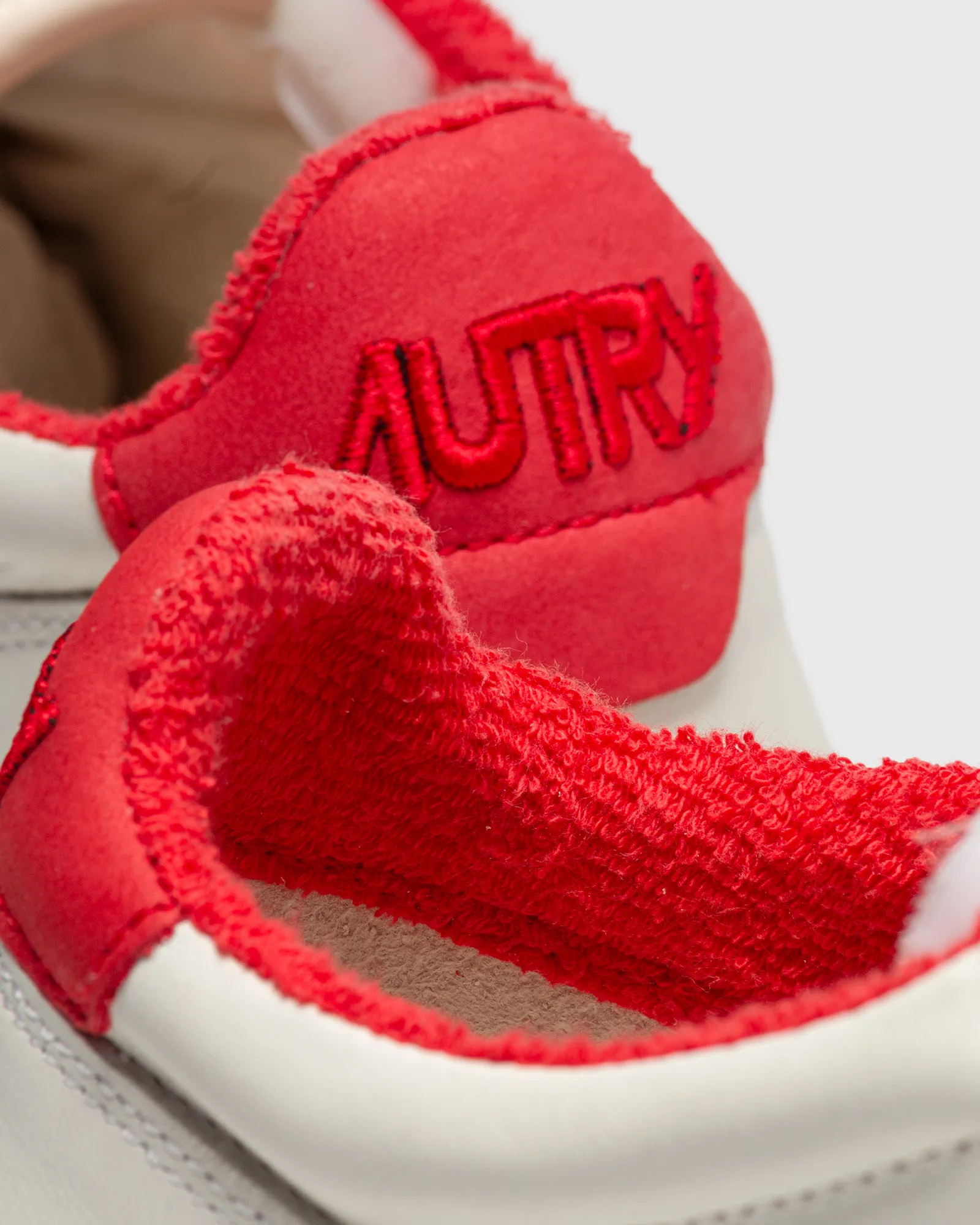 AUTRY 1 LOW MAN