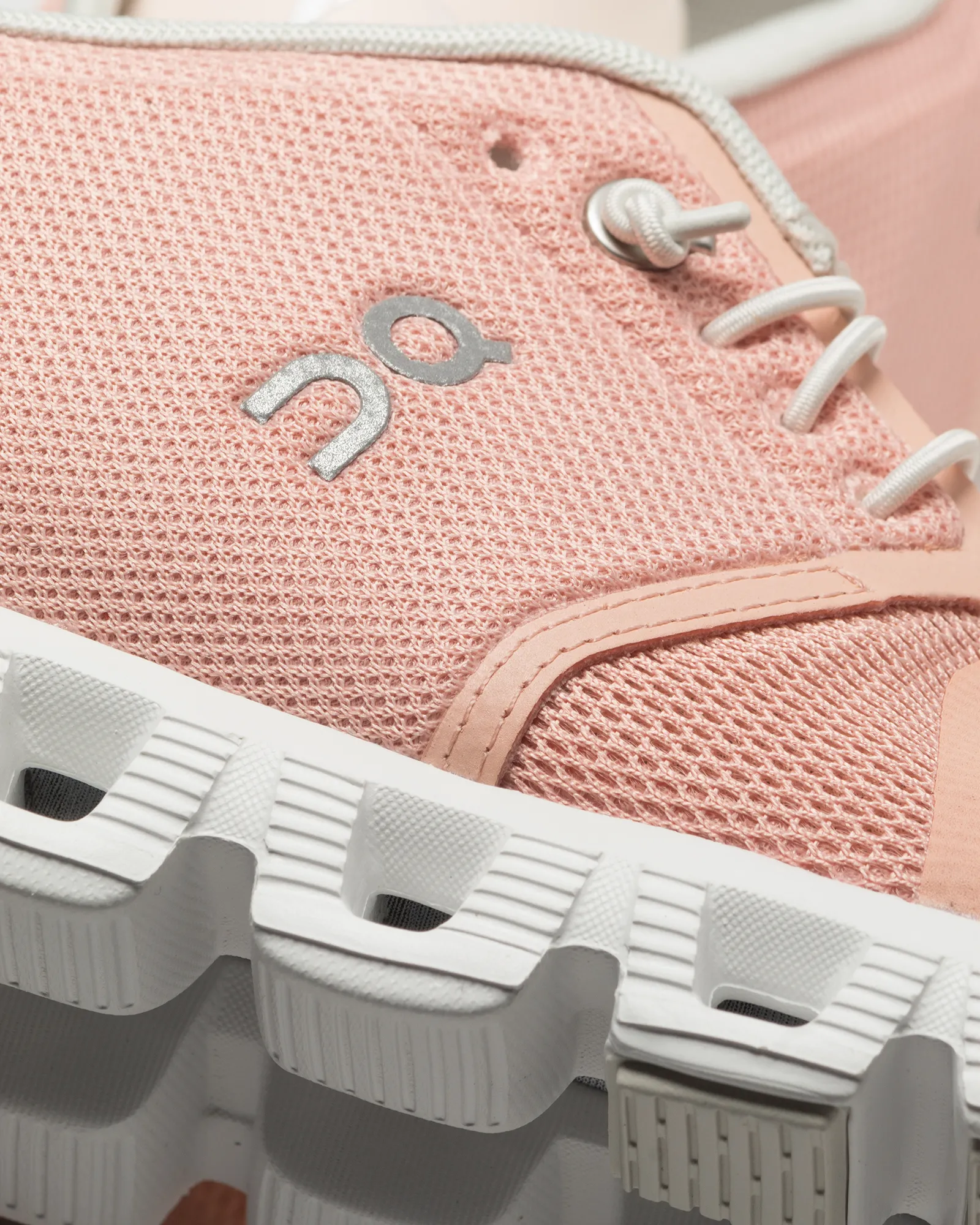WMNS Cloud 5